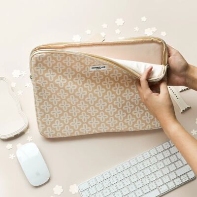 Vanilla Flower Laptop Sleeve