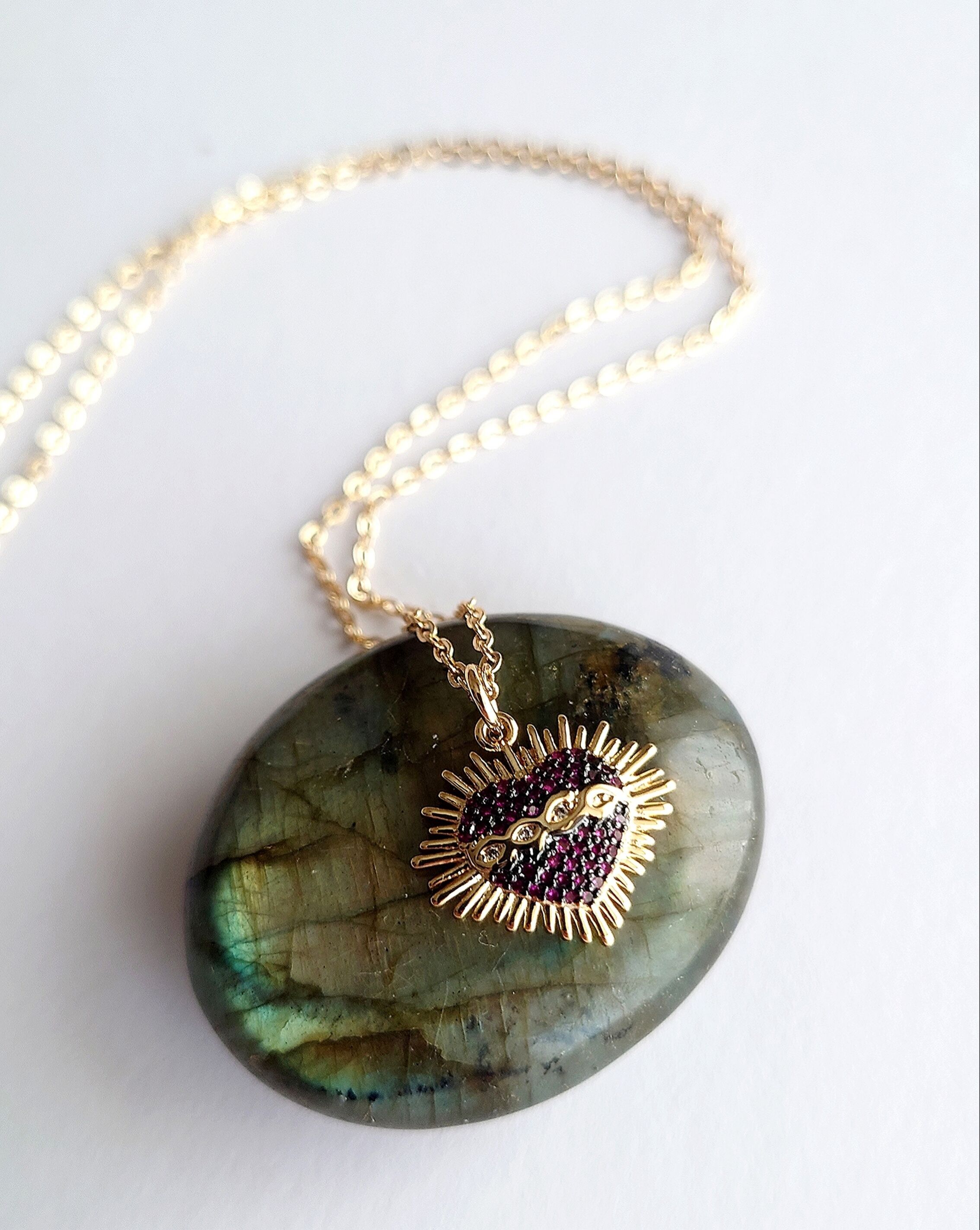 Herzkette, Heiliges Herz Halskette, Herz, Kristallherz, rotes Herz Halskette, Kristallherz, Heiliges Herz, Valentinstag Halskette, rotes Herz