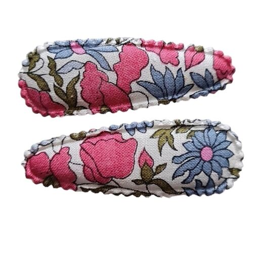 Almond Scallop Clips - Liberty Poppy & Daisy Linen Pink