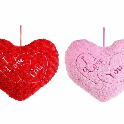 Heart-shaped cushions in stuffed and embroidered plush I love you
