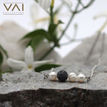 Collier « Unwind », bijoux diffuseur de pierres précieuses, faits à la main avec de la lave naturelle et des perles d'eau douce. 2