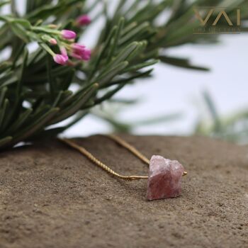 Collier « Morning Mist », bijoux en pierres précieuses, faits à la main avec du quartz fraise naturel. 2