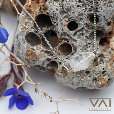 Halskette „Leuchtender Stein“, Edelsteinschmuck, handgefertigt mit natürlichem Kristallquarz.