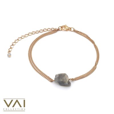 Bracciale “Terra Grey”, gioielli con pietre preziose, realizzati a mano con labradorite naturale.
