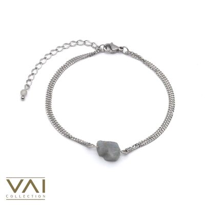 Bracelet “Angel Dust“, Gemstone Jewelry, Handmade with Natural Labradorite.