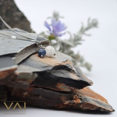 Collana “Luna Piena”, gioielli con pietre preziose, realizzati a mano con pietra di luna naturale/sodalite