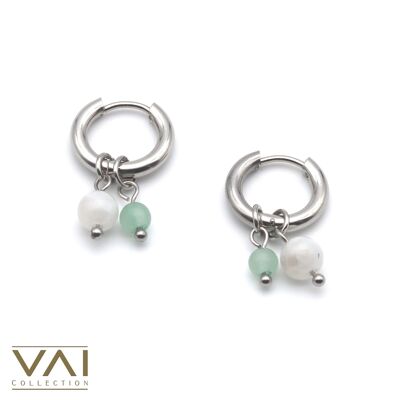 Boucles d'oreilles créoles « Odyssée », bijoux en pierres précieuses, faites à la main avec pierre de lune naturelle / aventurine verte.