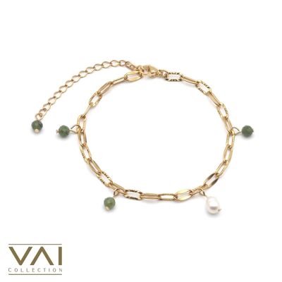 Bracelet “Smoothie”, Gemstone and Freshwater Pearl Jewellery, Handmade Jewelry with Natural Jade.