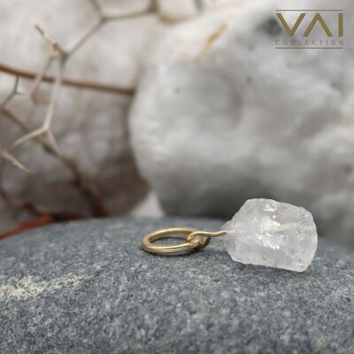 Charm « Dry Martini », bijoux en pierres précieuses, faits à la main avec du quartz cristal naturel.