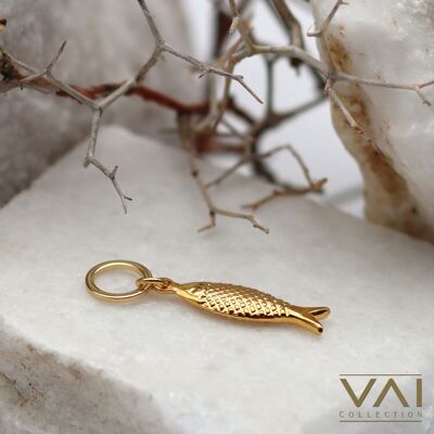 Charm “Fish”, Handmade Jewellery, High Quality Tarnish-free Hypoallergenic Stainless Steel.