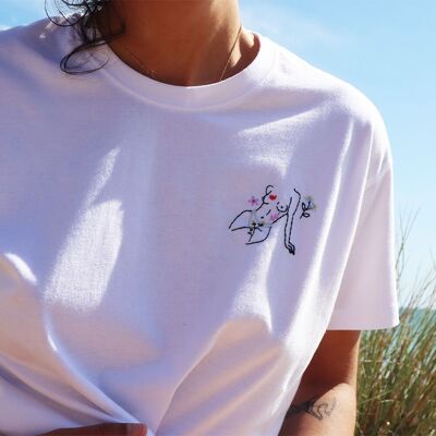 Hand embroidered flowers t-shirt