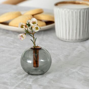 Mini Vase en Verre Bullé - Fumée et Ambre 1