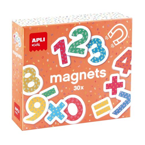 Wooden numbers magnets