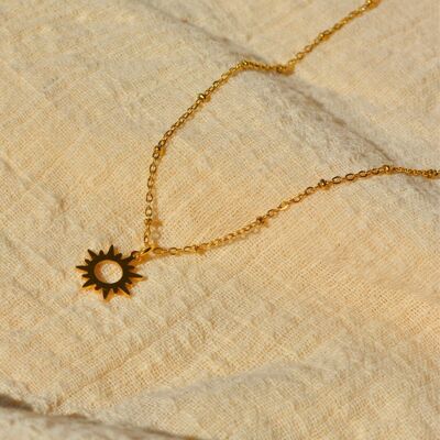 Stainless steel sun necklace