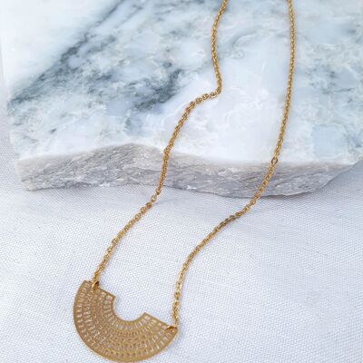 Gold or silver plated Emma necklace