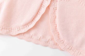 Cardigan tricoté pour bébé fille avec broderie 4