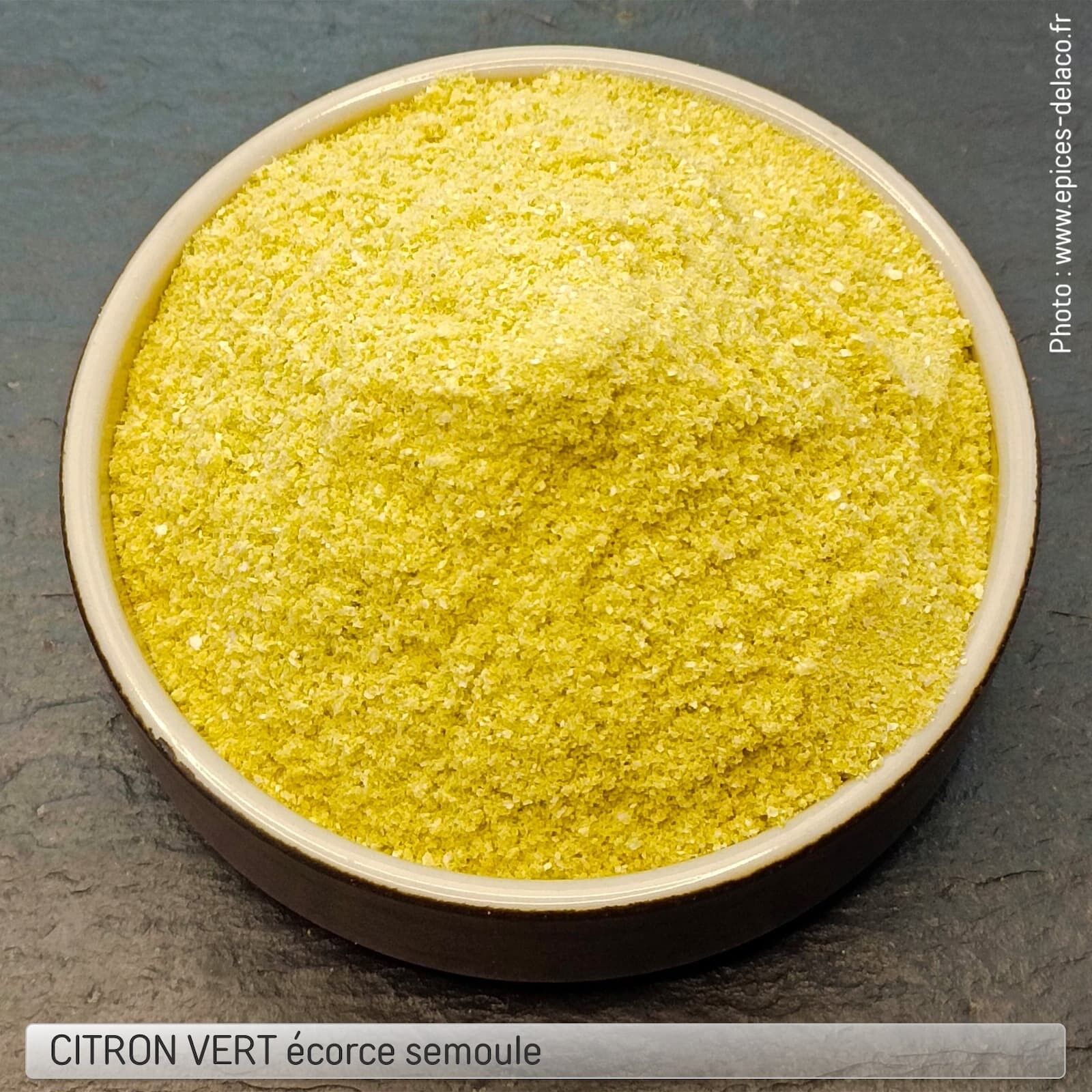 Semola di scorza di lime - frutta secca, frutta secca