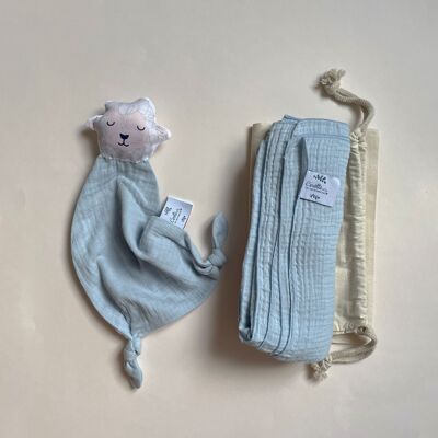 Birth box "Câlin" Ice blue sheep for baby's sleep.