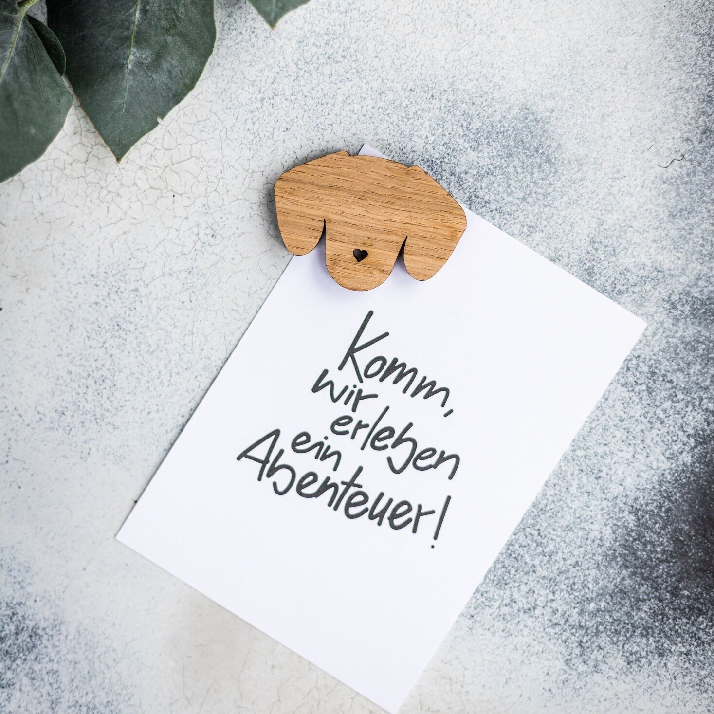 Perro pin magnético