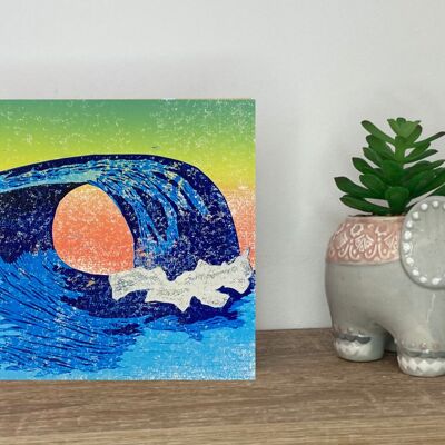 Tarjeta de arte con impresión Lino de Coastal Joy en blanco en el interior