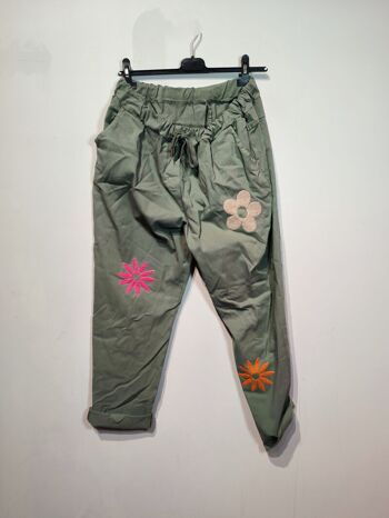 Moon Flower color trousers 7