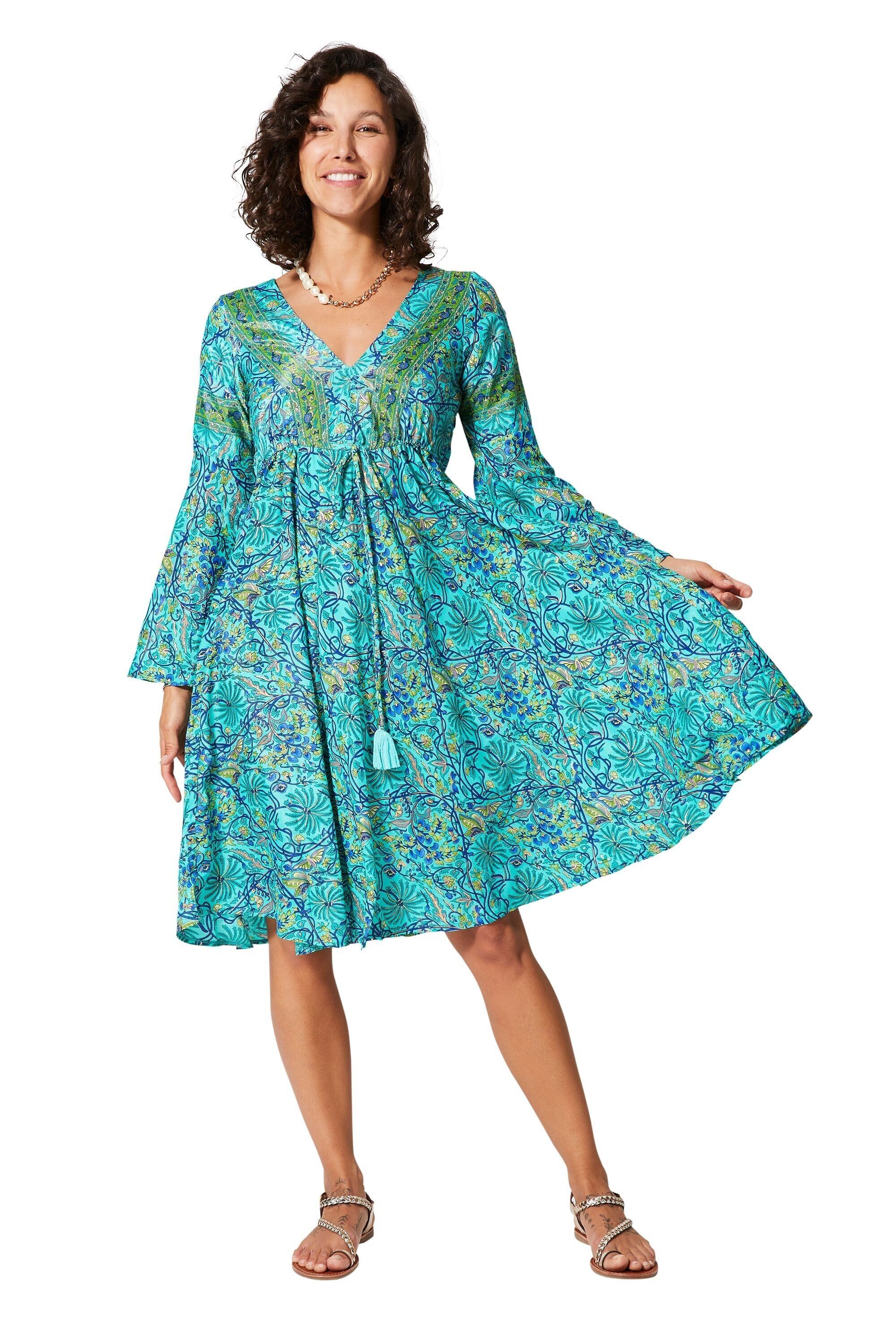 FITTED BOHEMIAN SUMMER DRESS WITH LONG SLEEVES AND GOLD PATTERNS RLIP2008E