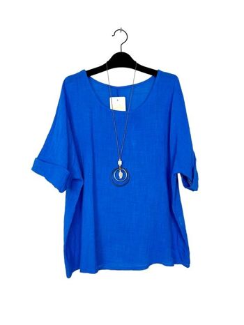 21075 Plain light tops with necklace 1