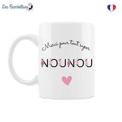 Taza Niñera con Letras Floridas