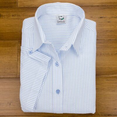 Grenouille camisa de seersucker a rayas azules y blancas con mangas japonesas
