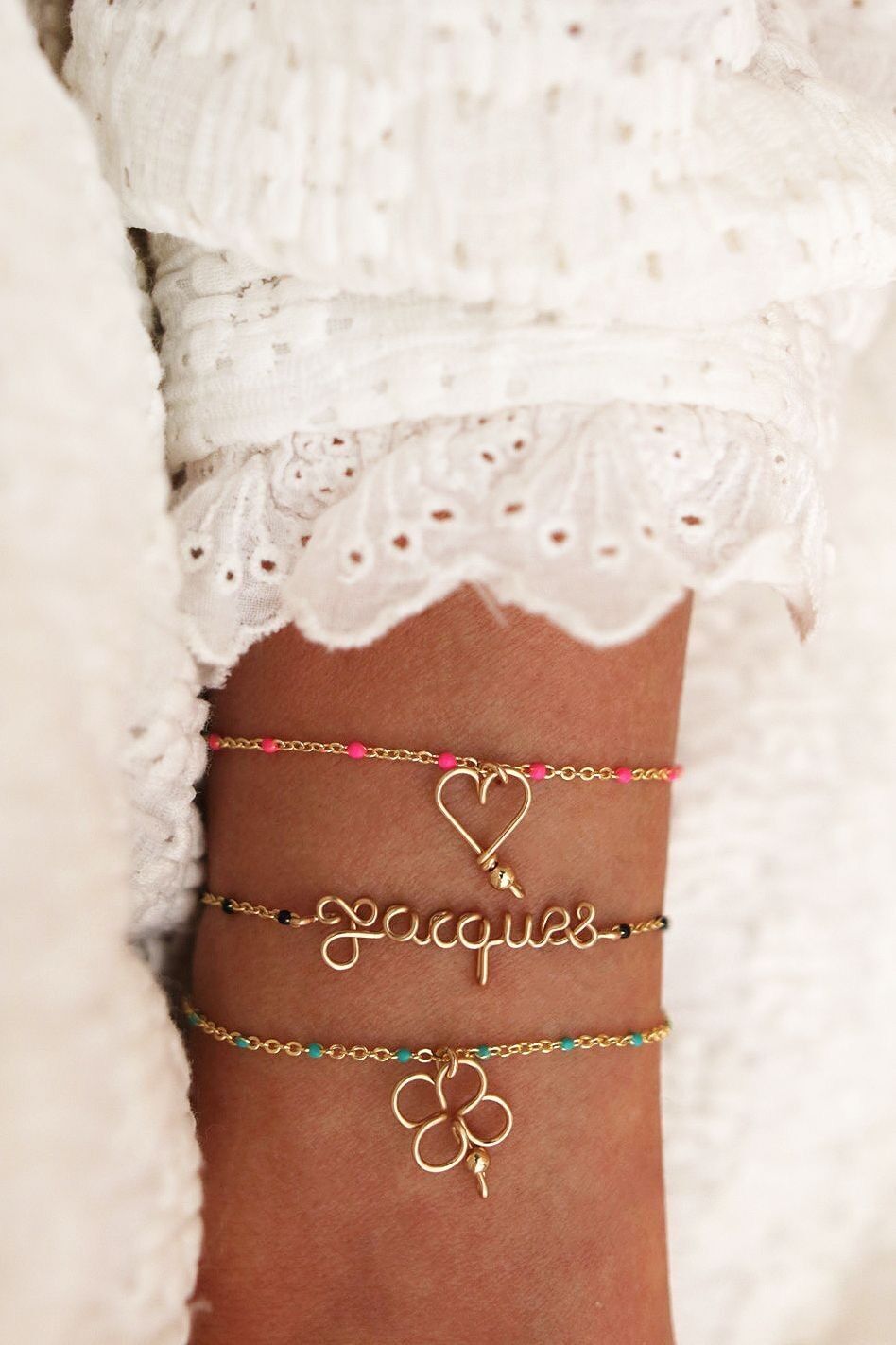 Glücksarmband in Rosenkranzfarben