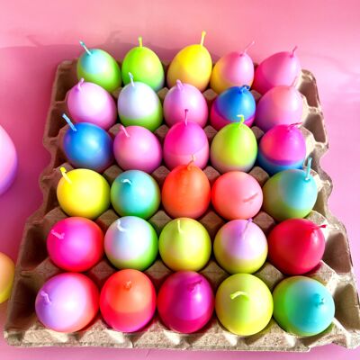 Juego de 30 velas con forma de huevo de Pascua, parafina, mezcla de colores, cada una de 6x4,5 cm