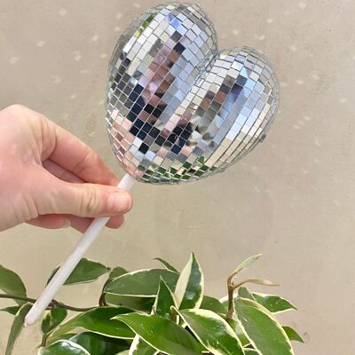 Faceted ball heart plant pick