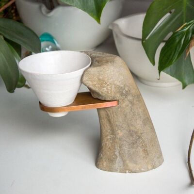 Xun Brutalist Concrete Coffee Dripper (copper)