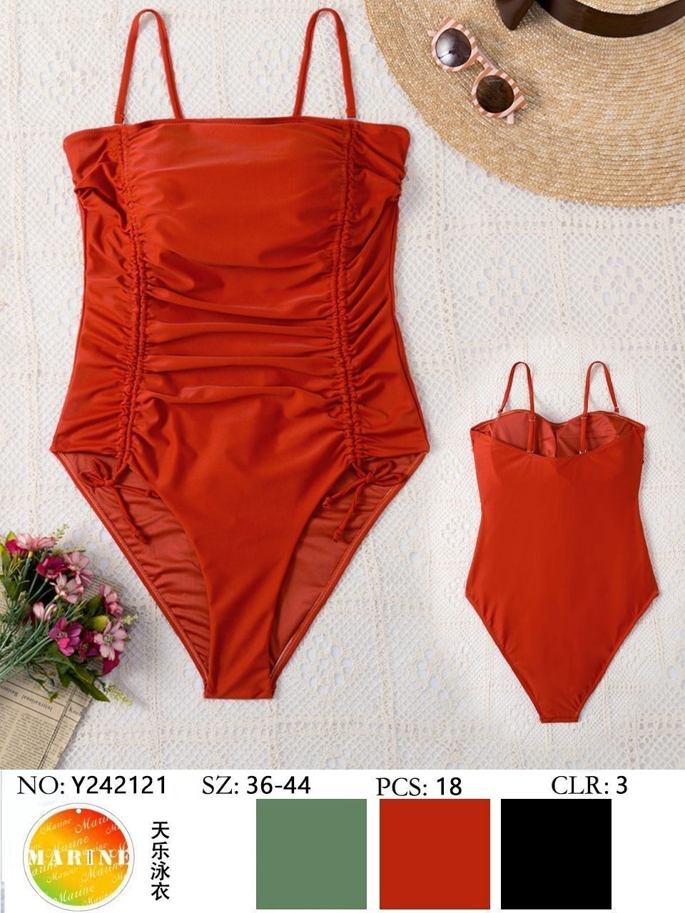 Drapierter Bandeau-Badeanzug in der Mitte