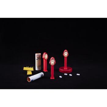 PEZ – Licence CASA DE PAPEL – Combinaison unique de bonbons aux goûts cerise et d’un distributeur – 4