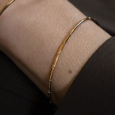 Reed bangle