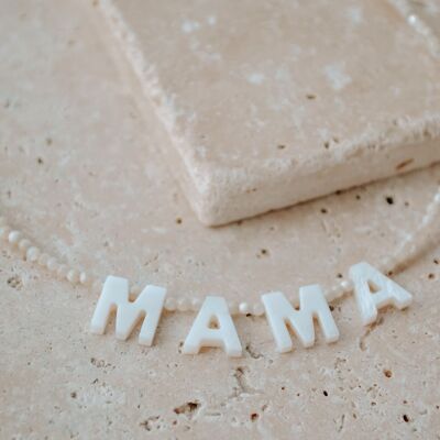 Collier en nacre MAMA