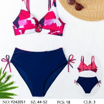 Détail central du bikini culotte lisse