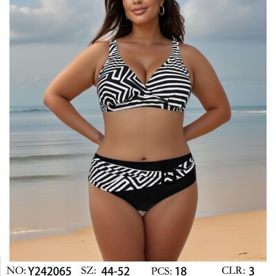 Contrast bikini without underwire