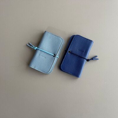 KNOT-Geldbörse – Leder – blaue Farben