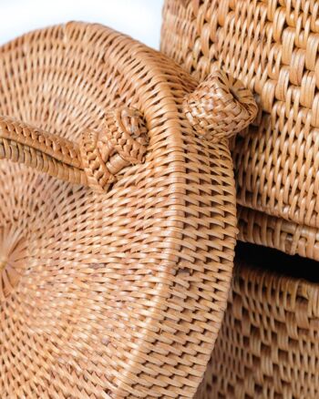 Panier décoratif Halus Papua en rotin 100% naturel avec poignée et serrure, organiseur à 3 niveaux, fait main avec des fibres naturelles cylindriques, hauteur 30 cm diamètre 15 cm, fabriqué en Indonésie 4