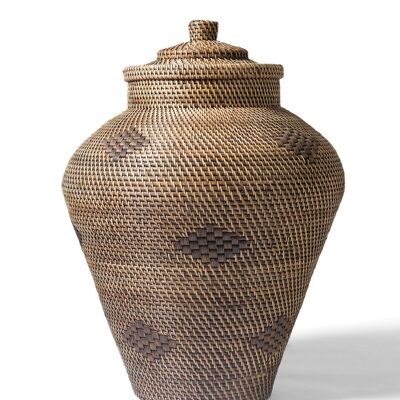 Obi islands decorative natural rattan basket with lid, handmade with dark finish and drawing, height 70 cm diameter 50 cm, origin Indonesia