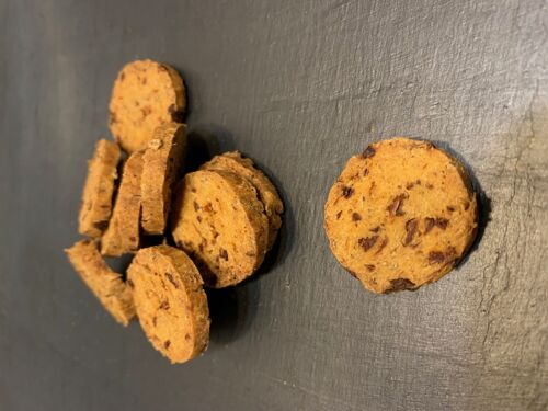 Petits biscuits BIO à la drêche de brasserie, aux tomates séchées et à l'origan - VRAC