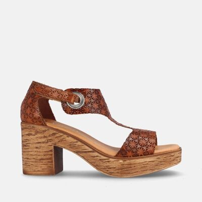 WOMEN'S SANDALS WITH HEEL AND PLATFORM IN LEATHER JESSENIA AVELLANA
