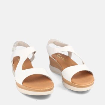 SANDALES POUR FEMMES À COMPENSÉ MOYEN EN CUIR BLANC BLANCO 5