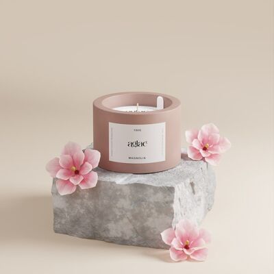 THE MAGNOLIA CANDLE