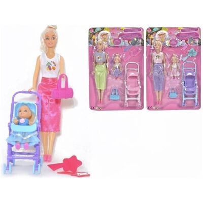Puppe mit Kinderwagen und Baby