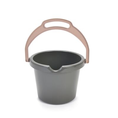 Bioplastic toy - Green Bean - Bucket with handle and spout 2.5L - 22.5x16x21.5cm