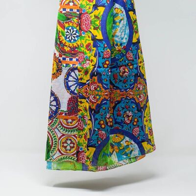 Bufanda sedosa avec estampado abstracto multicolore