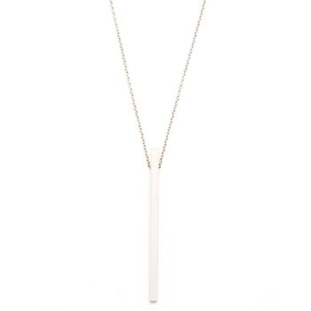 Collier Pura 24 Minimaliste avec pendentif bâton 1